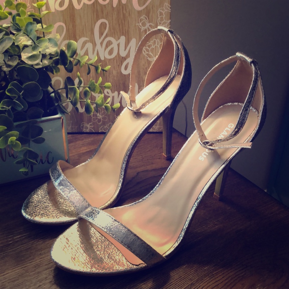 Aluminum Silver Strappy Sandal  Size 7